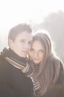 birbirine bağlı yakın