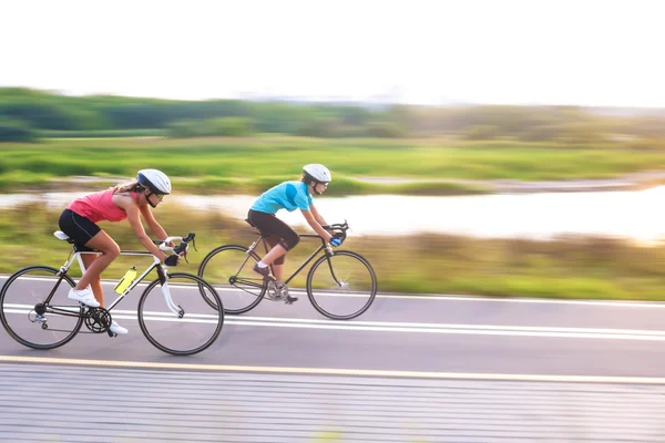 iki beyaz portre Kadınlar dışarıda egzersiz spor