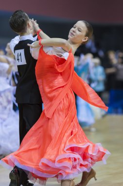 Minsk-belarus, 9 Şubat: tanımlanamayan dans çift y gerçekleştirir