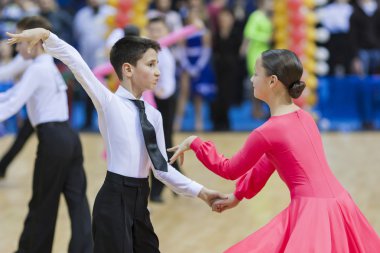 Minsk-belarus, 9 Şubat: tanımlanamayan dans çift j gerçekleştirir