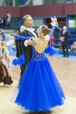 Minsk-belarus, Şubat, 22: tanımlanamayan dans çift gerçekleştirir 