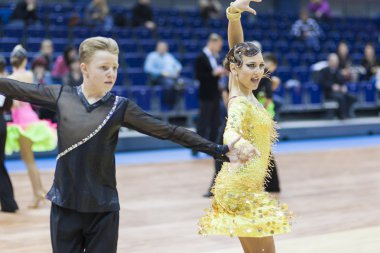 Minsk-belarus, Şubat, 22: tanımlanamayan dans çift gerçekleştirir 