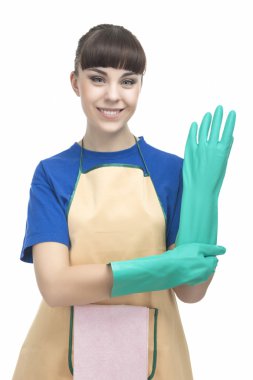 koruyucu eldiven koyarak kadın süpürge