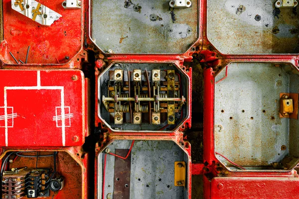 Old rusty industrial fuse cabinet — Stock Photo, Image
