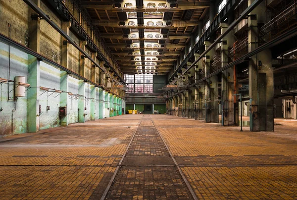 Photo of an old empty repair workshop — Stock Photo, Image