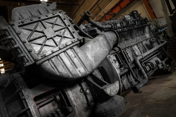 Tåg dieselmotor i fordonet reparation station — Stockfoto
