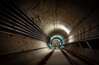 yeraltı metro hattı inşaatı