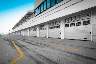 auto-motor speedway garage station clipart