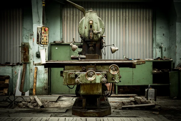 Industriella maskiner i en fabrik — Stockfoto