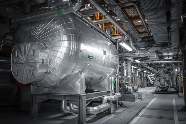 Pipes in a modern thermal power station — Stock Photo, Image