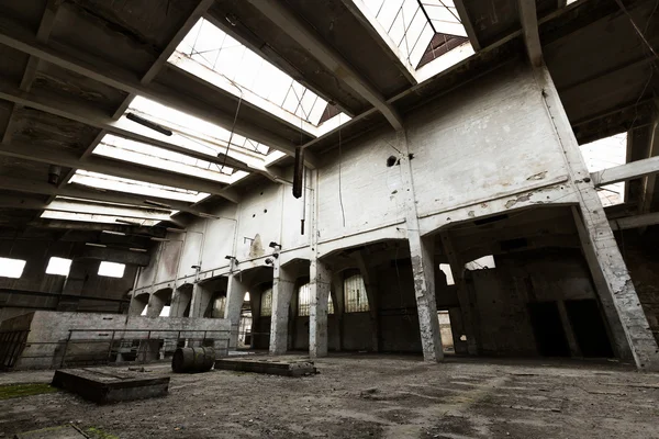 Abandonner intérieur industriel — Photo