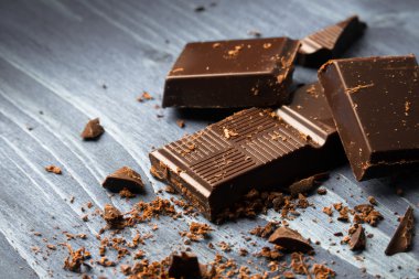 çikolata kırık parçaları