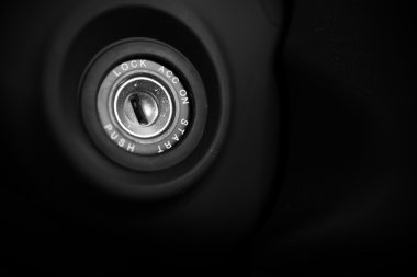 Araba delik manuel anahtar ayarı