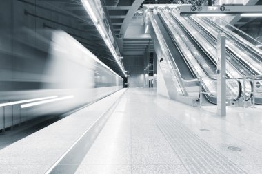 Metro İstasyonu iç