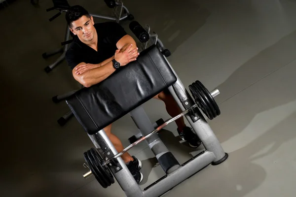 Concentration at gym — Stock Photo, Image