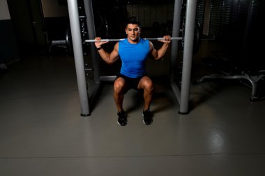 yapan erkek ağız kavgası