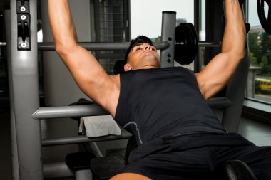 Bench press vasıl jimnastik salonu