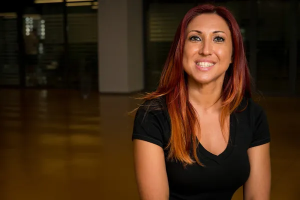 Retrato de mulher ruiva — Fotografia de Stock