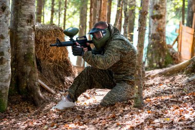 paintball keskin nişancı çekim için hazır