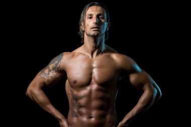 vücut Oluşturucuyu poz