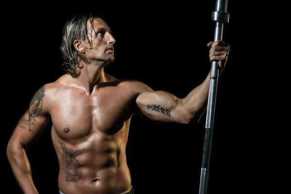 Hombre relajante después del entrenamiento — Foto de Stock