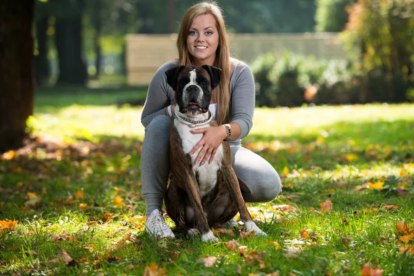 Women Holding Dog — Stock Photo, Image