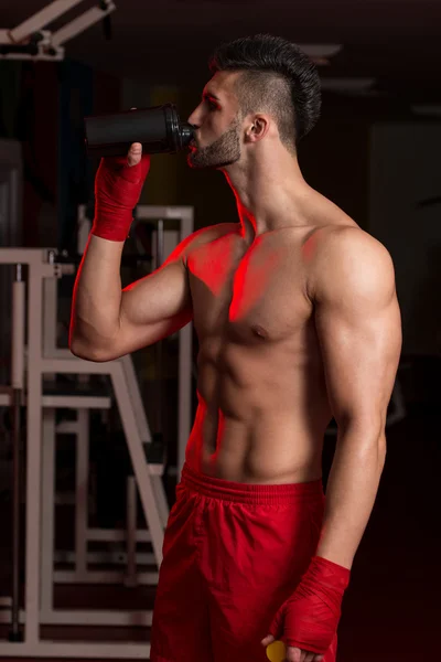 Fighter Drinking From A Bottle Of Water — Stock Photo, Image