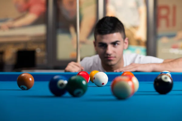 Portrait Of A Young Man Concentration On Ball — Stock Photo, Image