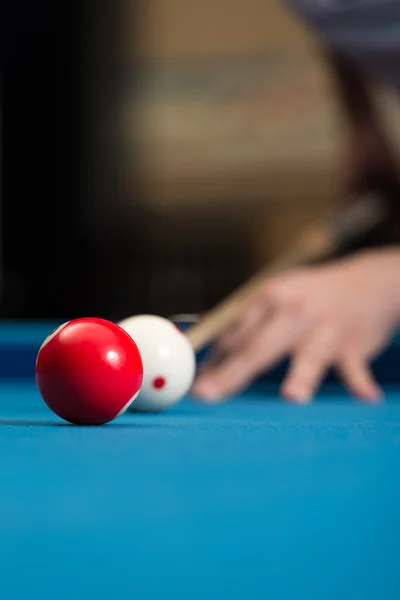 Taking Aim To Shoot The One Ball — Stock Photo, Image