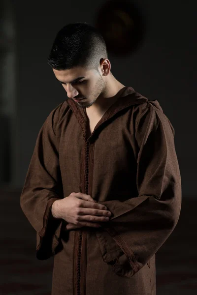 Young Muslim Guy Praying — Stock Photo, Image