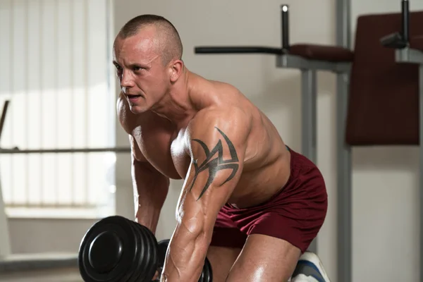 Healthy Man Doing Heavy Weight Exercise For Back — Stock Photo, Image