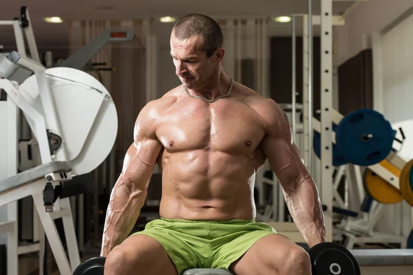 Young Man Doing Exercise For Biceps — Stock Photo, Image