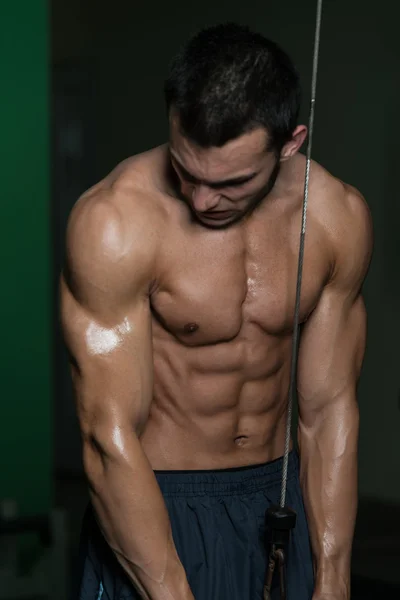 Triceps egzersiz — Stok fotoğraf