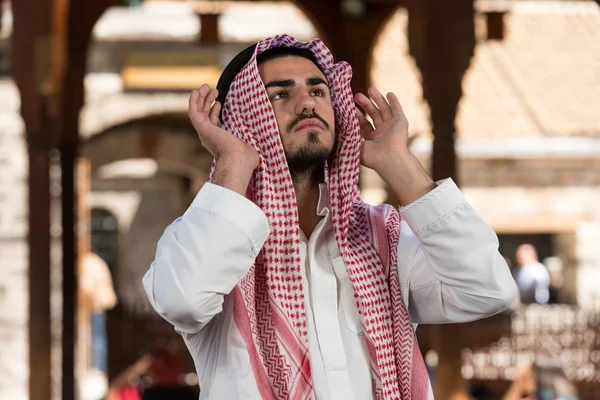 Young Muslim Guy Praying — Stock Photo, Image