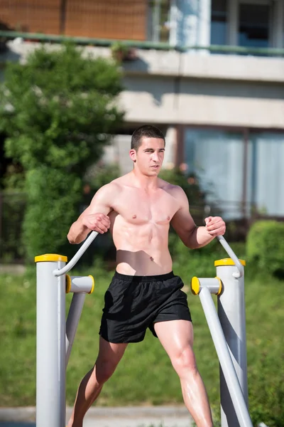 Streetworkout — Stockfoto