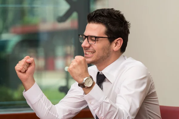 Successful Business Man With Arms Up At The Office — Stock Photo, Image