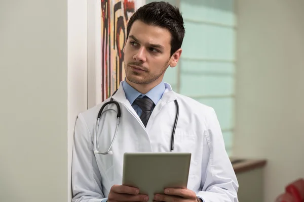 Thinking Doctor — Stock Photo, Image