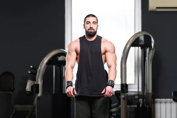 Portrait Young Physically Fit Man Showing His Well Trained Body — Stock Photo, Image