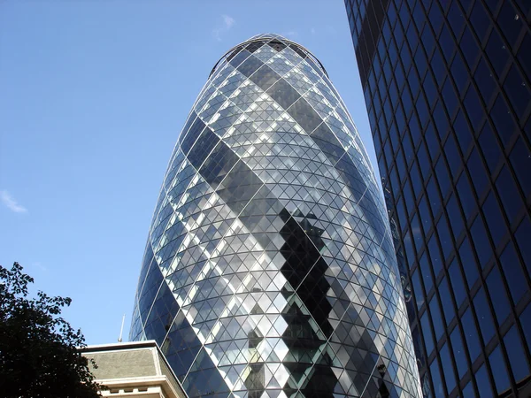 Swiss tower, Londra