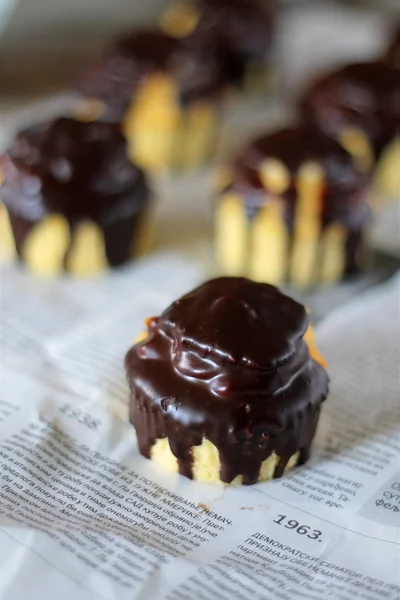 Boston kremalı pasta cupcake