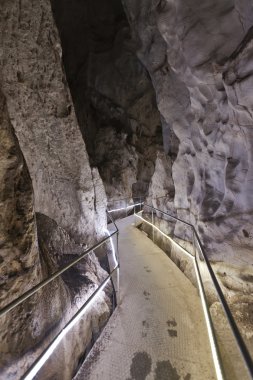 Mağara