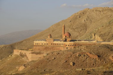 İshak Paşa Sarayı