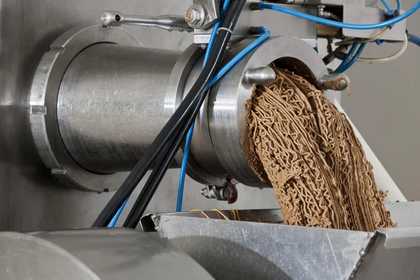 Produzione di pasta di fichi secchi — Foto Stock