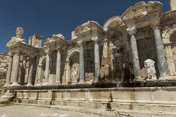 Антонія зимовий сад в sagalassos, Туреччина — стокове фото