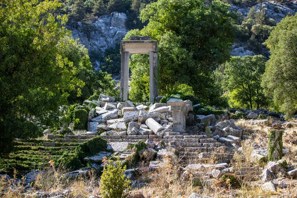 Termessos Antik Kenti Amfitiyatro Termessos Türkiye Nin Seçkin Arkeoloji Sahalarından — Stok fotoğraf