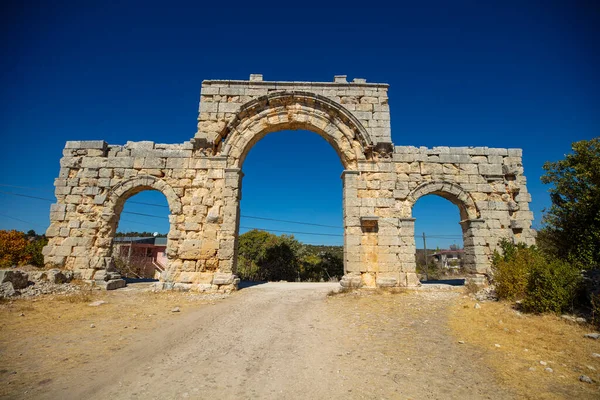 Świątynia Zeusa Diokaesareia Uzuncaburc Starożytne Miasto Mersin Turcja — Zdjęcie stockowe