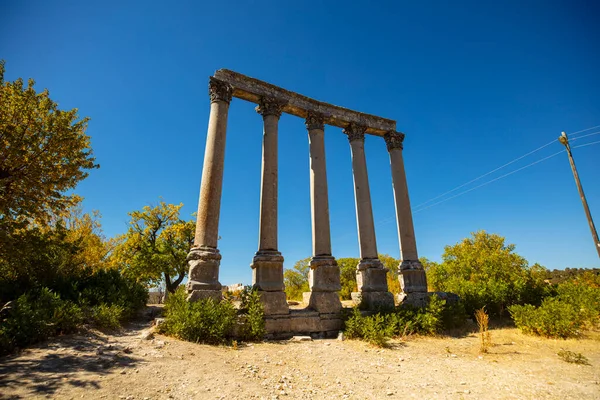 Türkiye Nin Mersin Kentindeki Zeus Diokaesareia Tapınağı Uzunaburc Antik Kent — Stok fotoğraf