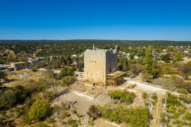 Türkiye 'nin Mersin kentindeki Zeus Diokaesareia Tapınağı (Uzunaburc) Antik Kent