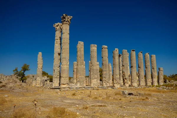 Templo Zeus Diokaesareia Uzuncaburc Cidade Antiga Mersin Turquia — Fotografia de Stock