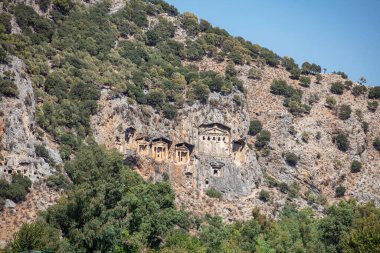 Kaunos Dalyan 'daki kaya kesimli tapınak mezarları - Türkiye (Türkçe adı; kaya mezarları) Antik Dalyan vadisi Kaunos kenti, Türkiye. Kaunos (Latince: Caunus), Anadolu 'da bir şehirdir.
